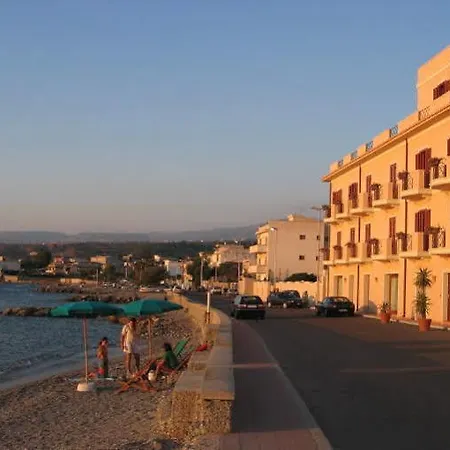 La Lampara Hotell 3*