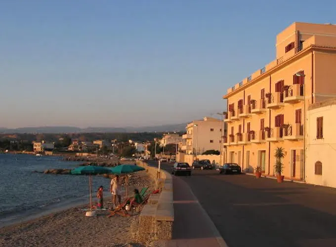 La Lampara Szálloda 3*