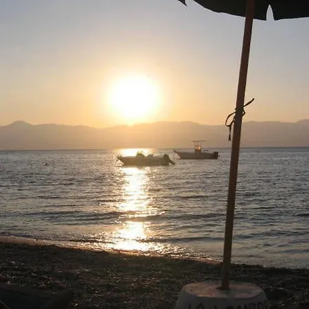 Ξενοδοχείο La Lampara 3*